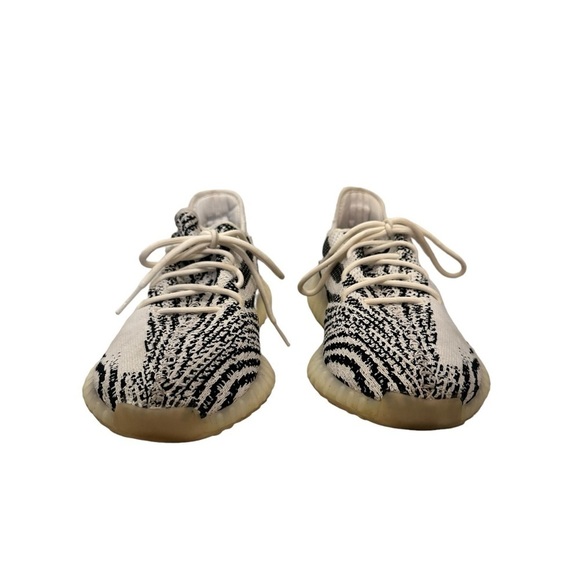 Yeezy Boost 350 V2 Size 12 - Picture 4 of 15